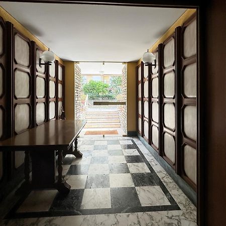 Отель Casa Febo, In Centro Con Parcheggio Privato A 200 Mt Dal Mare Бордигера Экстерьер фото